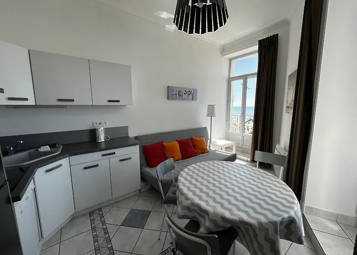 דירה T2 Avec Piscine, Parking, Proche Et Commerces - Fr-1-197-536 Les Sables-dʼOlonne