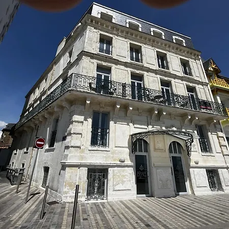 Apartamento T2 Avec Piscine, Parking, Proche Et Commerces - Fr-1-197-536 *