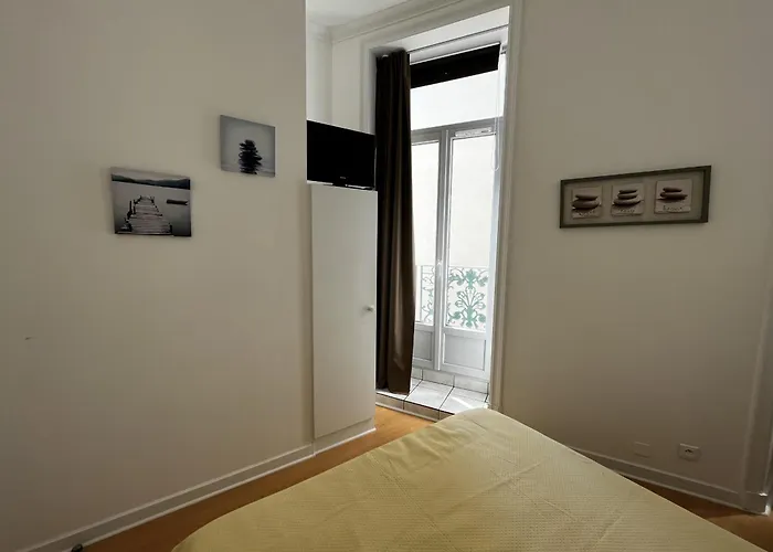 T2 Avec Piscine, Parking, Proche Et Commerces - Fr-1-197-536 公寓 莱萨布勒-多洛讷